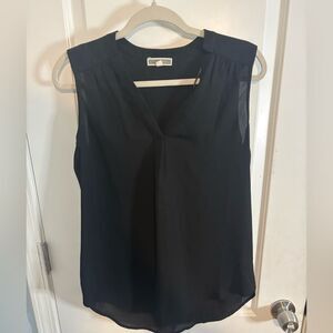 Pleione Black V-Neck Sleeveless Blouse size s EUC